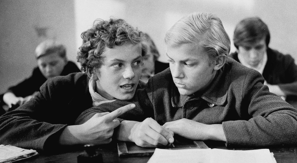 Projection du film «Le Printemps» à Paris le 14 avril